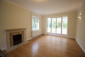 Photo 15- click for photo gallery